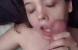 XXX Dos hermosas jovencitas tienen una cojiendo con lesvianas sensual sesión de lamidas al aire libre